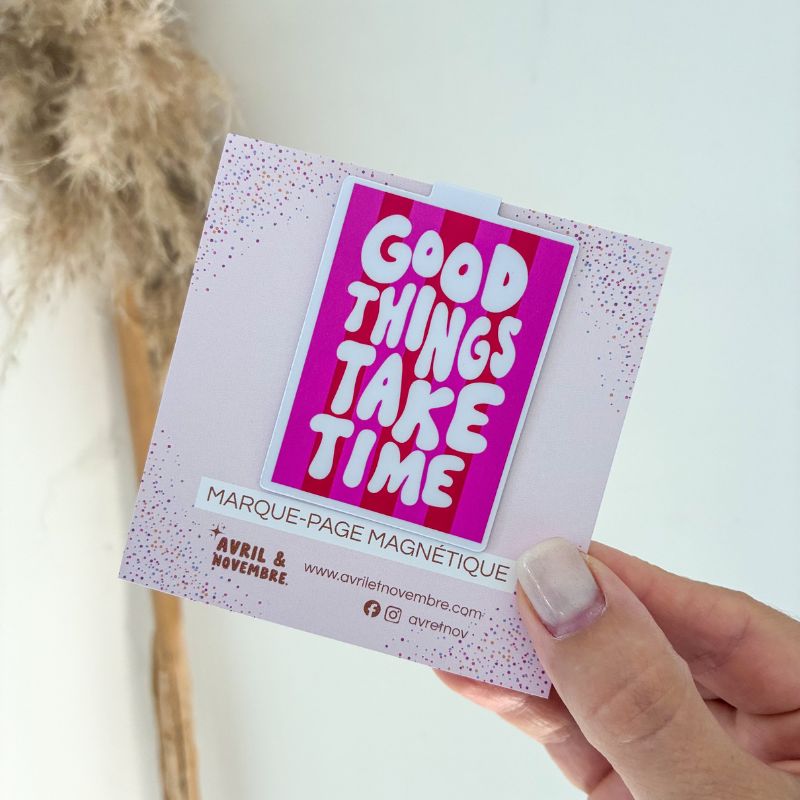 Marque-page magnétique Good Things Take Time tenu à la main, packaging pop et coloré, papeterie Avril & Novembre