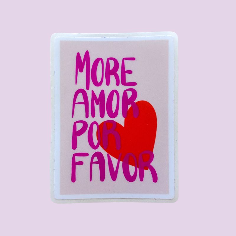 Sticker More Amor Por Favor, lettering rose vif et cœur rouge sur fond poudré, papeterie fait main